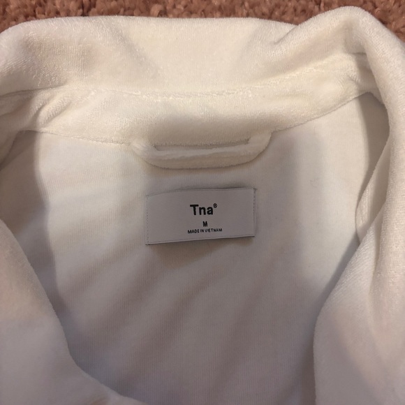 Aritzia Tna Newcastle Shirt Terrycloth White Women’s Medium Cozy Short Sleeve - Picture 3 of 9